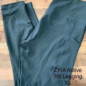 ZYIA Active 7/8 Legging